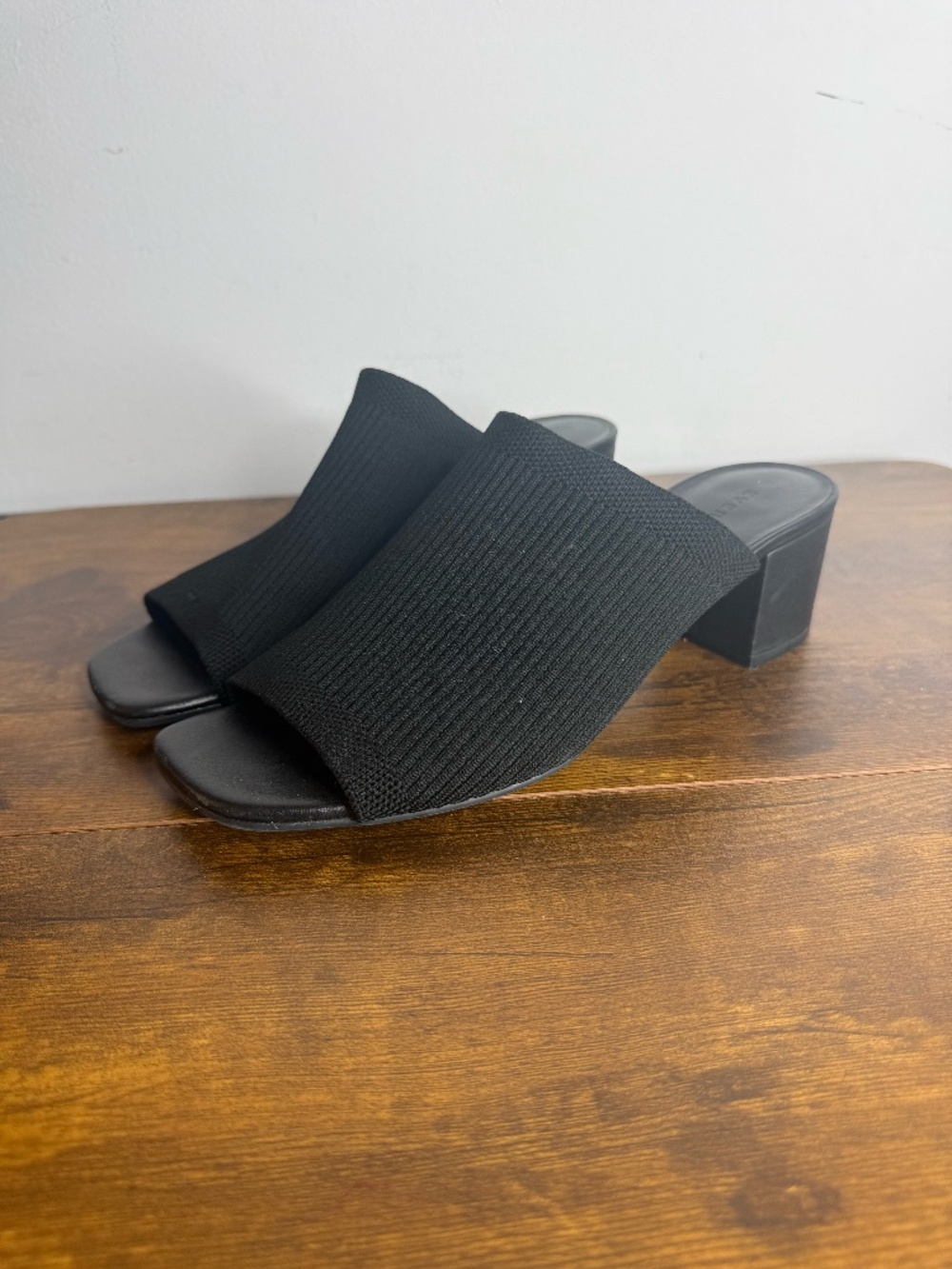 Everlane The Glove Mules (size 9)
